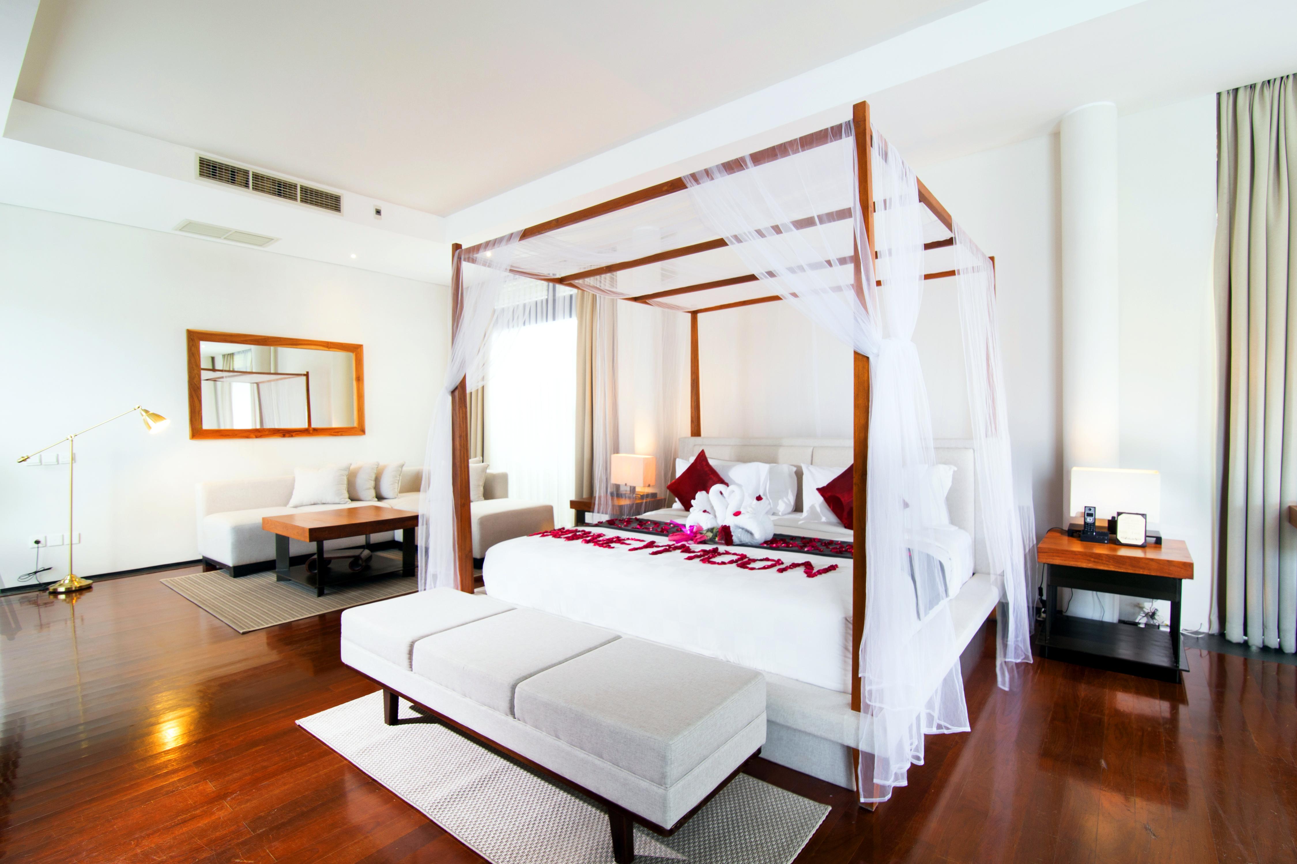 Javana Royal Villas Seminyak Exterior foto