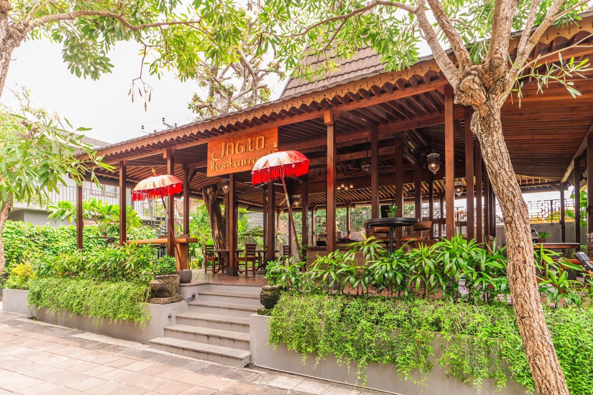 Javana Royal Villas Seminyak Exterior foto
