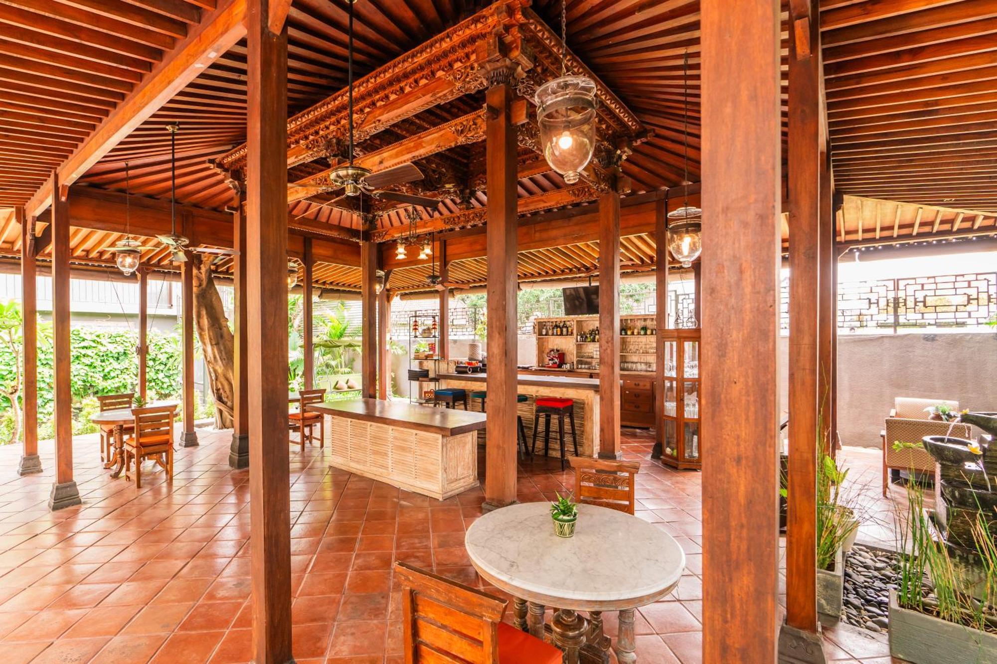Javana Royal Villas Seminyak Exterior foto